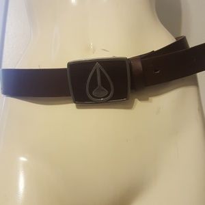 Nixon belt